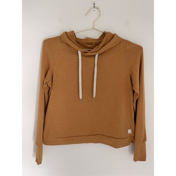 Vuori Tops - VUORI Halo Essential Hoodie Size Medium
